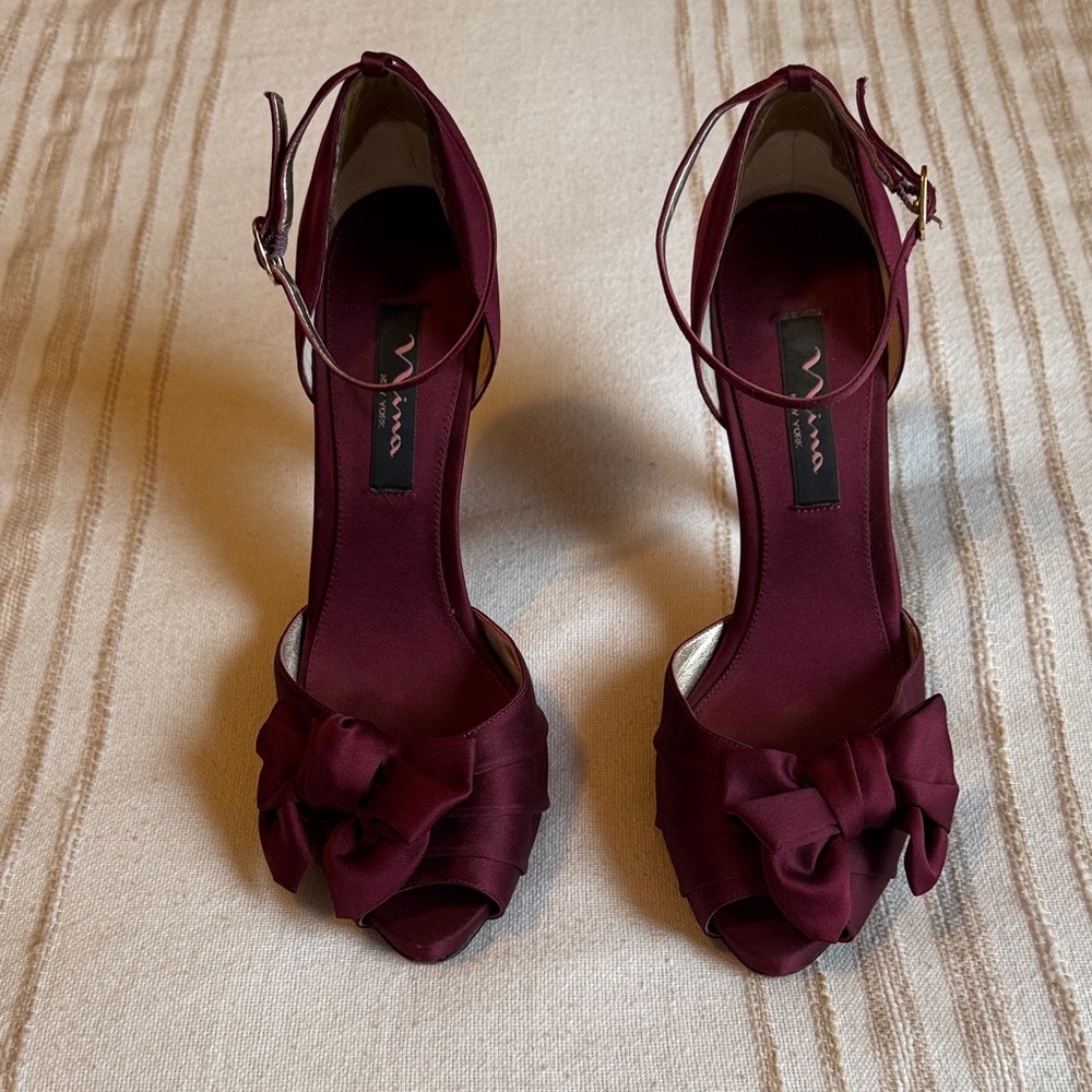 Nina Burgundy Bow Heels
